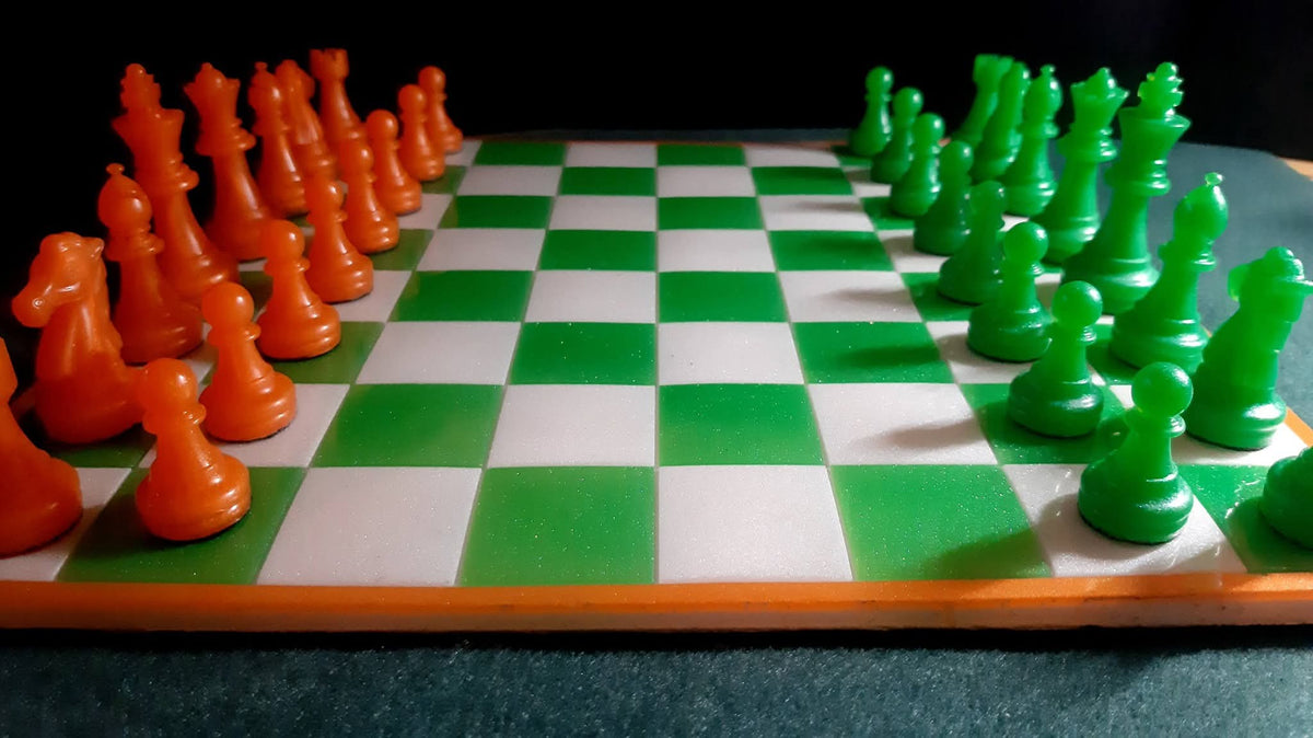 Irish Resin Chess Set — Green & Orange