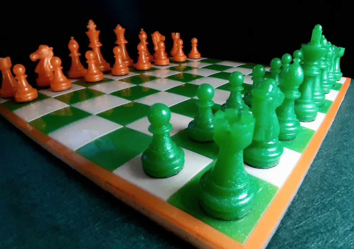 Irish Resin Chess Set — Green & Orange